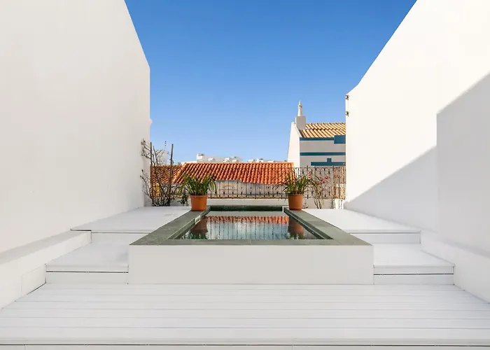 Skylight Semesterbostad *